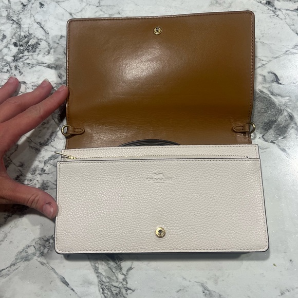 Coach Hayden Foldover Crossbody Clutch With Floral Bow Print 31587 - Picture 4 of 5